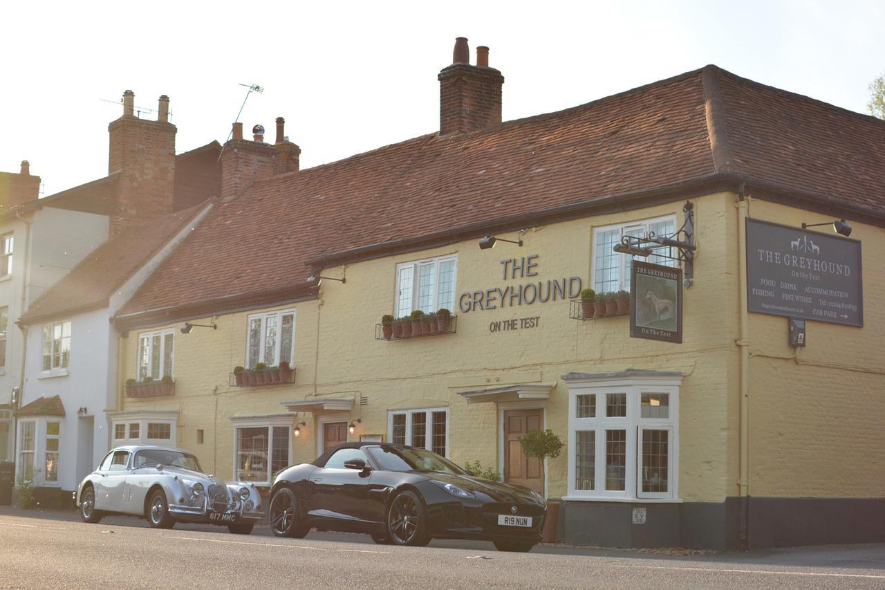 The Greyhound On The Test Hotel ستوكبريدج المظهر الخارجي الصورة